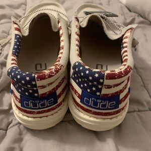 Brand new American flag Men’s Wally patriotic Hey Dudes